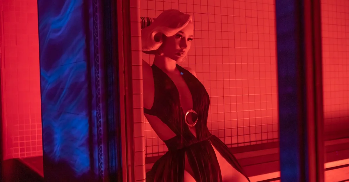 “The End Of An Era”: Iggy Azalea lança tão aguardado terceiro disco da carreira; ouça!