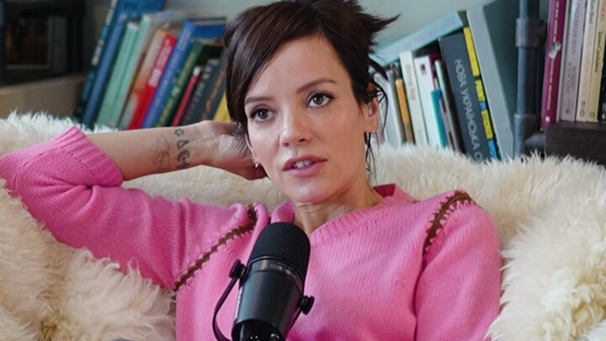 Lily Allen critica cover de “Jolene” e define mudança de Beyoncé para o Country como “bem calculada”